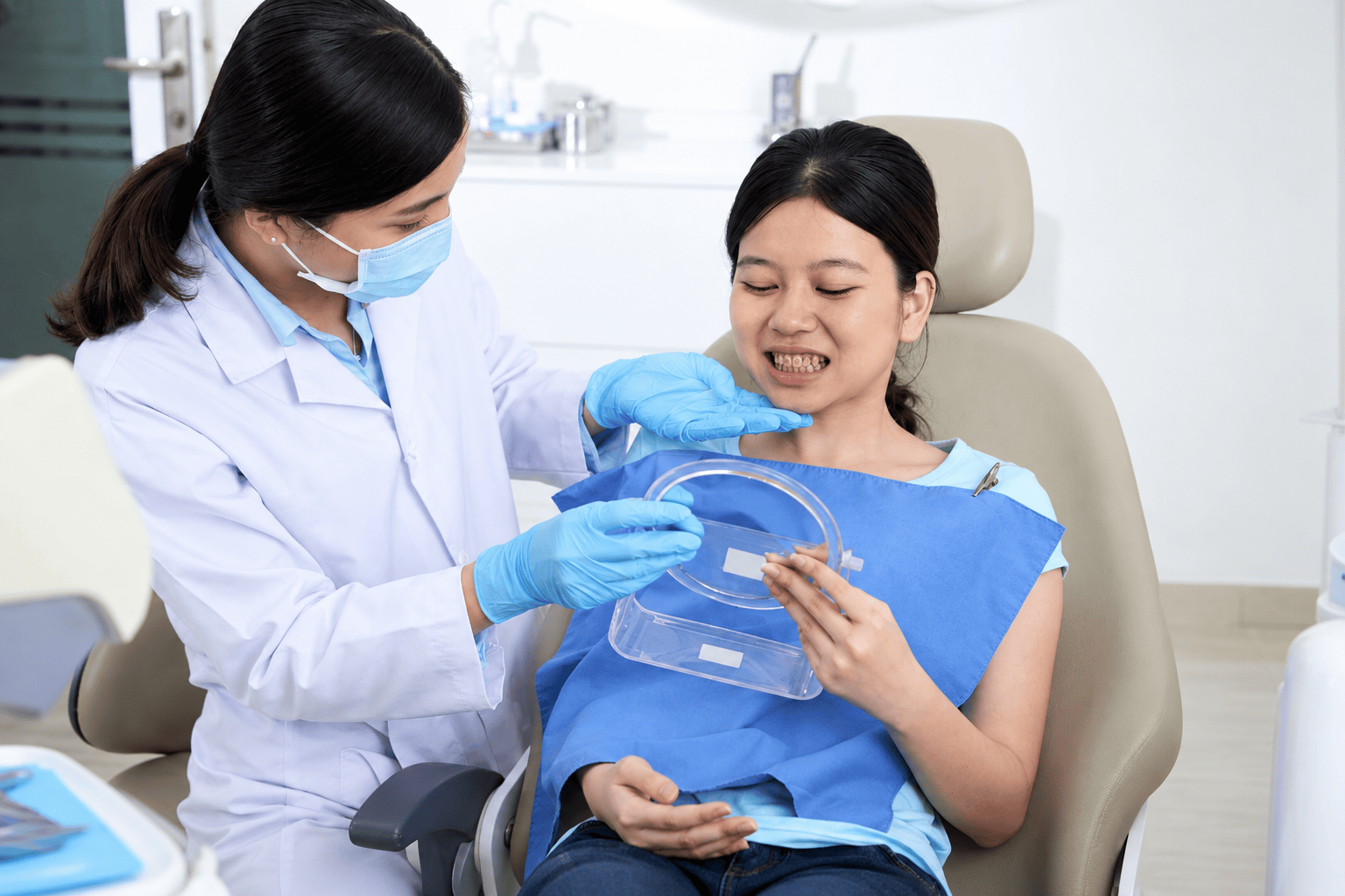 Dental Examination with Stained Teeth (1)
